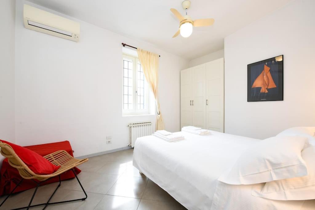Oleandro Apartment Directly On The Lake Gargnano Esterno foto